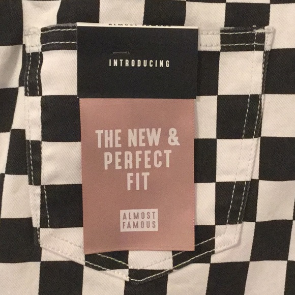 🧨Now $15🧨Almost Famous NWT - Picture 6 of 7